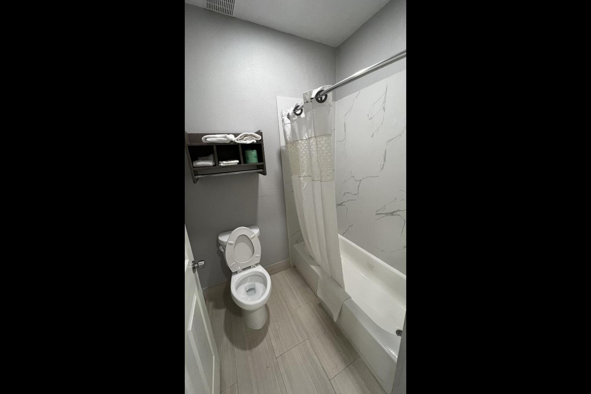Kiwi Inn Willowbrook Hwy249 Louetta 외부 사진